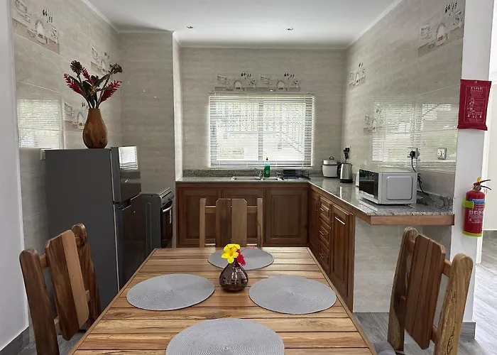 Jasmine Self-catering *